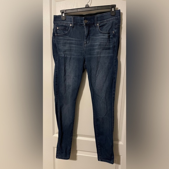 Torrid Bombshell Skinny Premium Stretch High-Rise Jean Size 14R - Picture 2 of 5